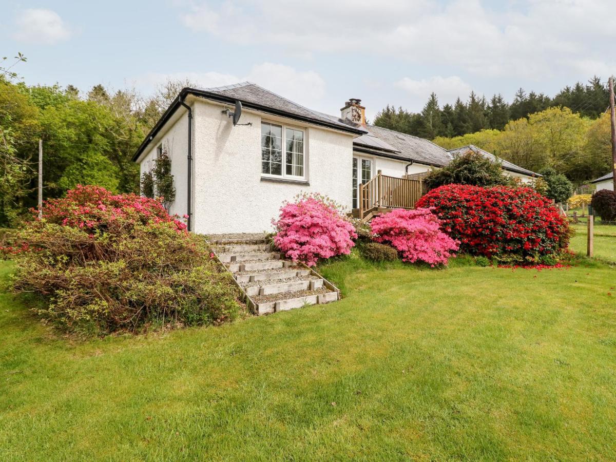 Forester'S Cottage Dalavich 외부 사진